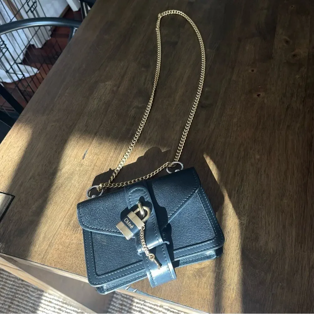 Chloe aby shoulder bag - can turn into a double chain or single